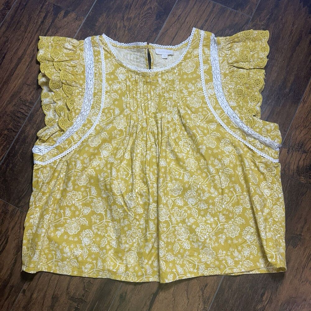 Yellow Floral Lace-Trim Sleeveless Top